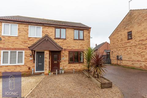 3 bedroom semi-detached house for sale, Buckthorn Close, Taverham, Norwich