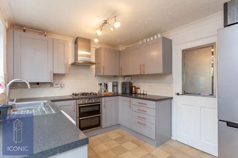 3 bedroom semi-detached house for sale, Buckthorn Close, Taverham, Norwich