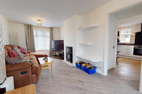3 bedroom semi-detached house for sale, Forge Meadow Harrietsham ME17 1JE