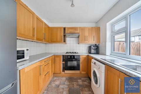 4 bedroom detached house for sale, Horns Road, Barkingside, IG6