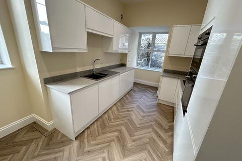 4 bedroom semi-detached house for sale, Tudno Street, Llandudno