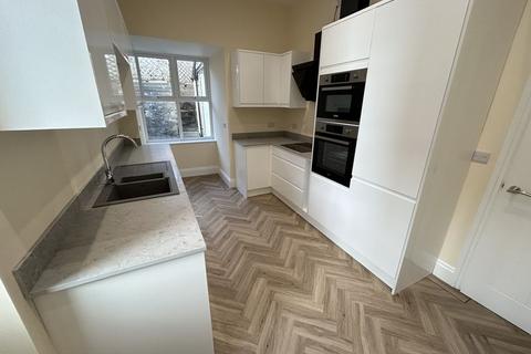 4 bedroom semi-detached house for sale, Tudno Street, Llandudno