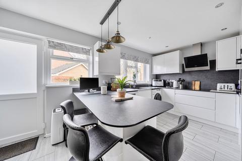 3 bedroom end of terrace house for sale, Beddington Court, Kingsdown, Swindon, SN3