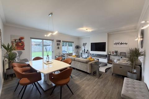undefined, Golf Open 2026 - Blythe Mews, Birkdale - Sleeps 8