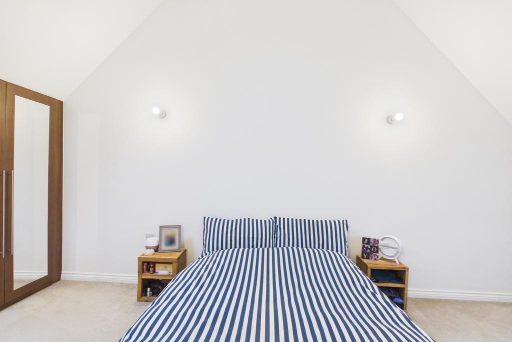 There really is so much space in this room