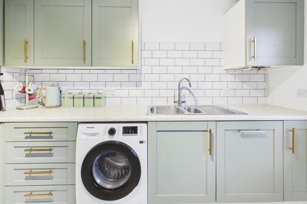 Fall in love with this knock-out kitchen