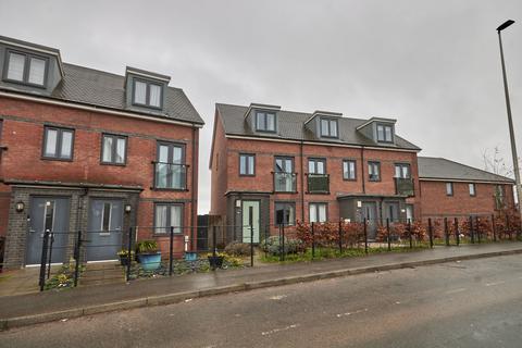 3 bedroom terraced house for sale, Tithebarn Way, Exeter
