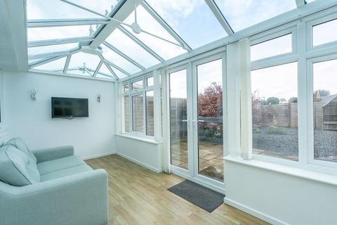 2 bedroom semi-detached bungalow for sale, The Green, Pagham