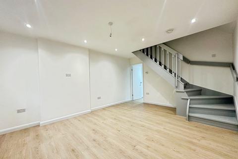 2 bedroom terraced house for sale, Audlum Court, Bury