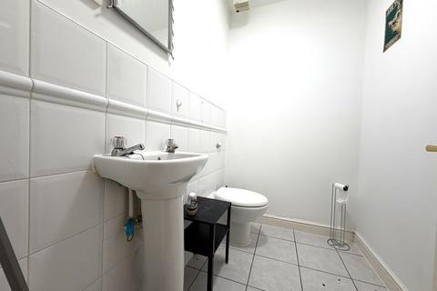 1 bedroom apartment for sale, Sheerness Mews, Galleons Lock, E16