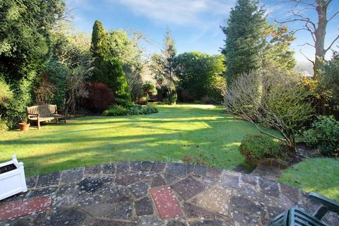 5 bedroom house for sale, Court Hill, Chipstead