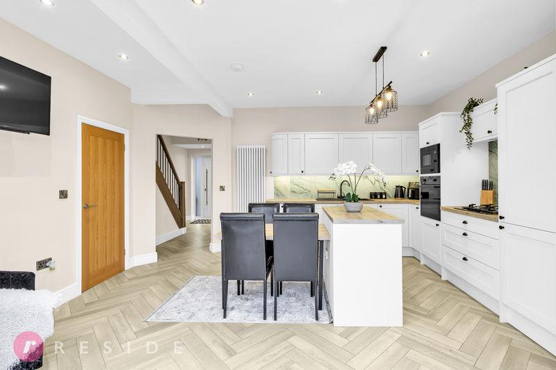 Kitchen &amp; Dining...