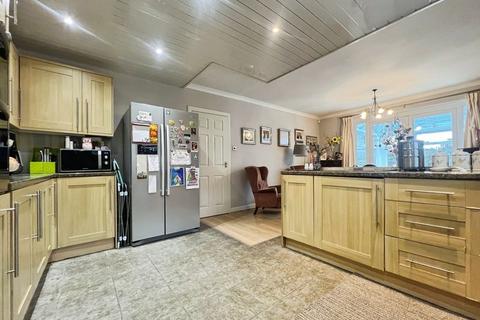 2 bedroom bungalow for sale, Westerdale Drive, Ladybridge