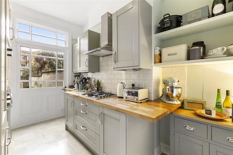2 bedroom apartment for sale, Tooting Bec Road, SW17
