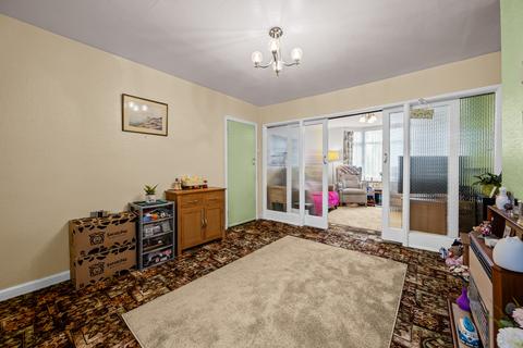 3 bedroom semi-detached house for sale, Shakespeare Road, Kettering, NN16