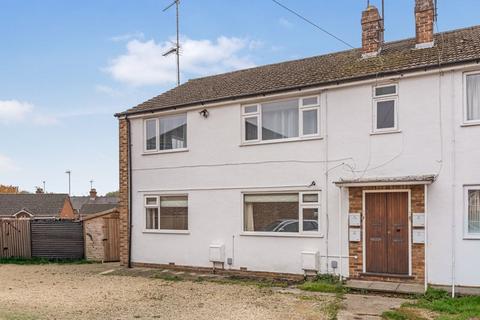 undefined, Neithrop Close, Banbury - No onward chain