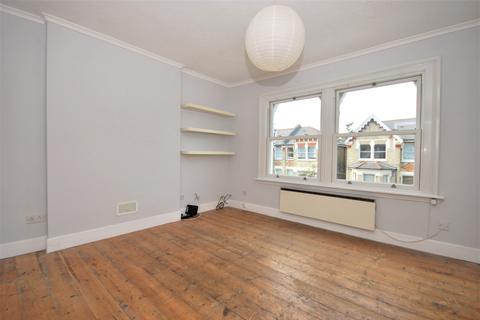 1 bedroom flat to rent, Oakhurst Grove East Dulwich SE22