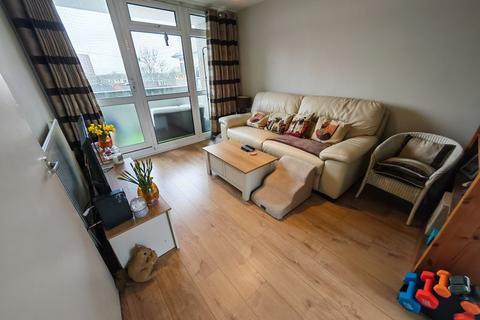 undefined, Canberra Drive, Northolt