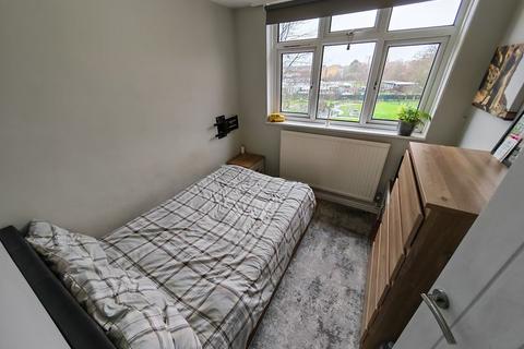 undefined, Canberra Drive, Northolt