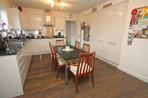 undefined, Falconwood Close, Fordingbridge SP6