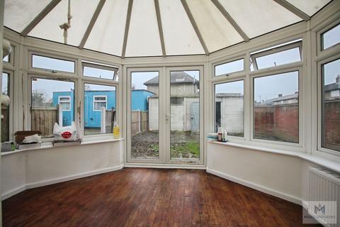 3 bedroom semi-detached house to rent, Southbury Road, Enfield, EN3