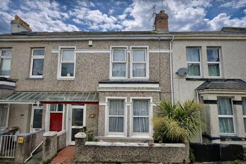 3 bedroom terraced house for sale, St. Georges Avenue, Peverell, Plymouth. Spacious three DOUBLE bedroom home with character and courtyard garden