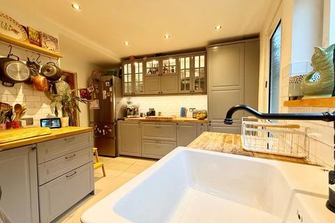 3 bedroom terraced house for sale, St. Georges Avenue, Peverell, Plymouth. Spacious three DOUBLE bedroom home with character and courtyard garden