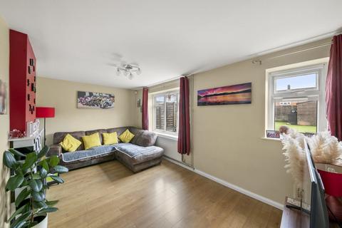 3 bedroom end of terrace house for sale, Lynne Way, Northolt