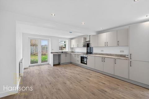 3 bedroom semi-detached house to rent, Salcombe Grove, Bolton * AVAILABLE NOW *