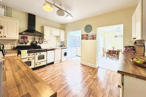 3 bedroom house for sale, Sydney Street, Brightlingsea, Colchester, CO7