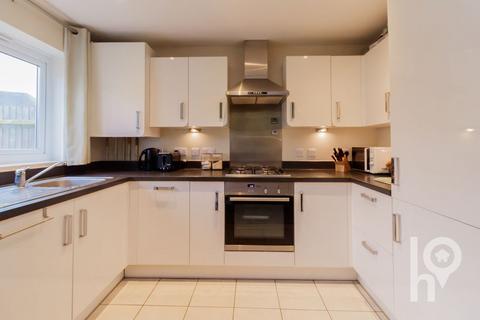 3 bedroom semi-detached house for sale, Crocus Avenue, Sheerness ME12