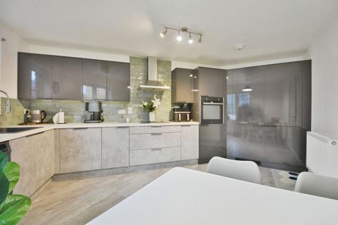 3 bedroom terraced house for sale, Orpet Place, Cirencester, Gloucestershire