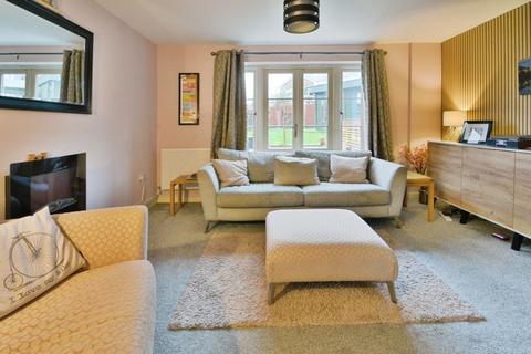 3 bedroom terraced house for sale, Orpet Place, Cirencester, Gloucestershire