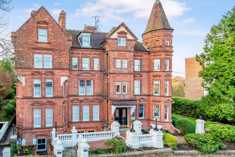 2 bedroom flat for sale, Molyneux Park Road, Tunbridge Wells, TN4