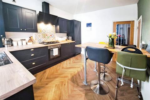 2 bedroom terraced house for sale, Thompson Street, Lancashire BB3