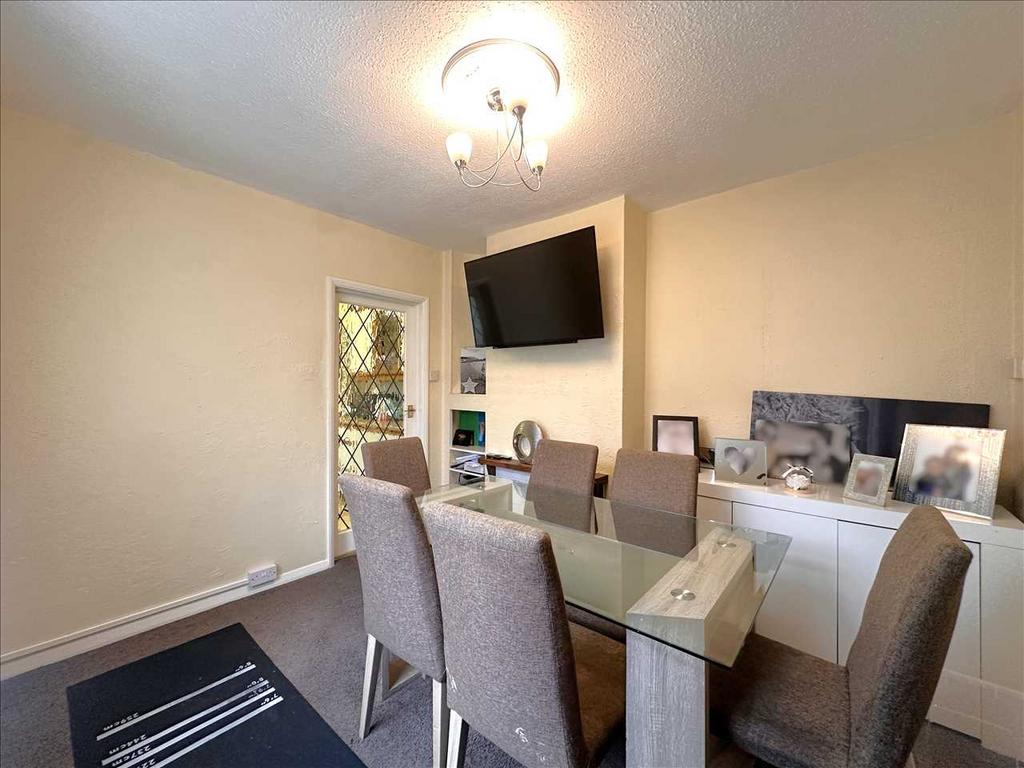 Dining / Sitting