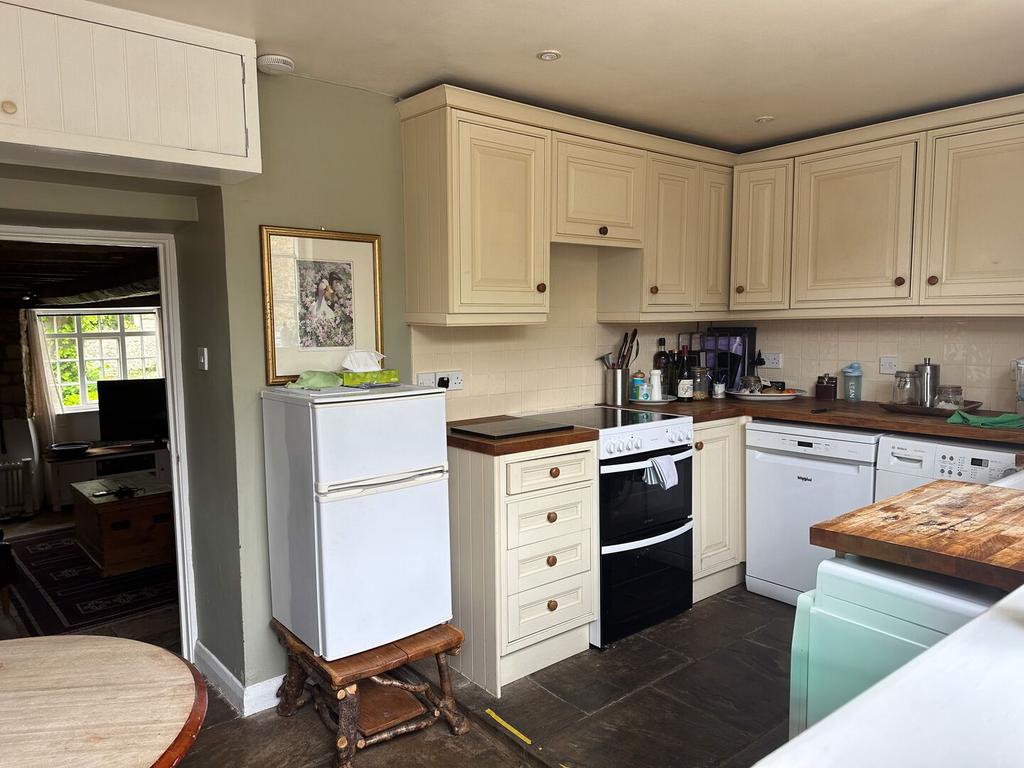 Kitchen / Breakfast Room