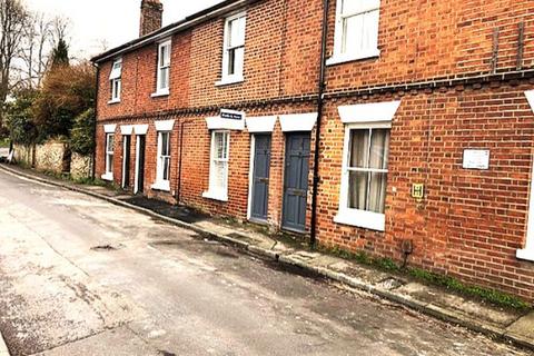 2 bedroom terraced house to rent, Wharf Hill, Winchester