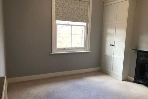 2 bedroom terraced house to rent, Wharf Hill, Winchester