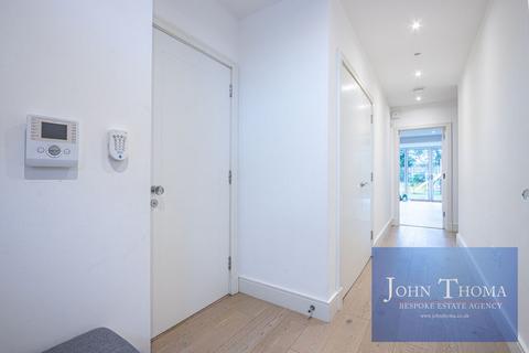 undefined, Chigwell Grange, Chigwell IG7