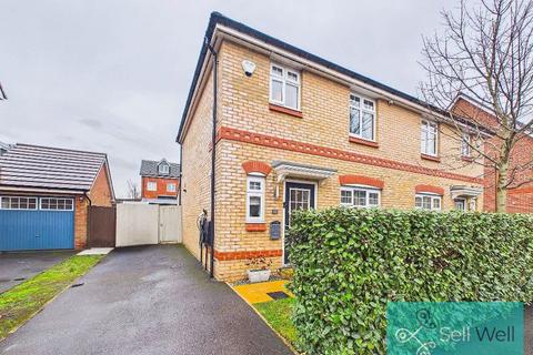 3 bedroom semi-detached house for sale, Thorne Crescent, Manchester M28