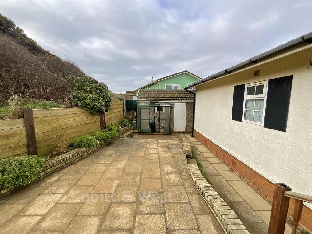 Patio/Rear Garden