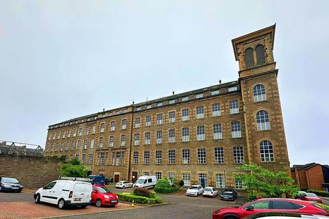 2 bedroom flat to rent, 14 Highmill Court, ,