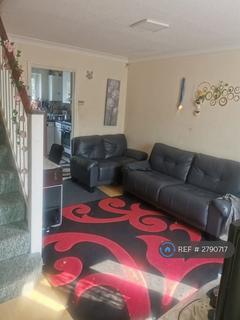 2 bedroom terraced house to rent, Larkspur Gardens, Luton, LU4
