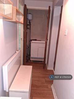undefined, Swaythling Close, London, N18