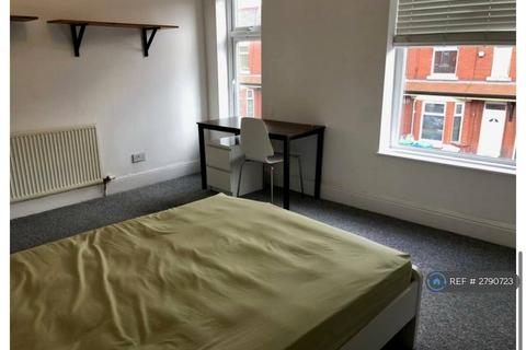 undefined, Deramore Street, Manchester, M14