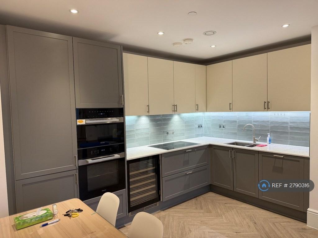 Living Dining Area