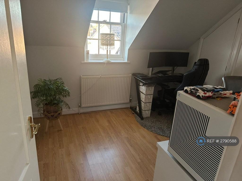 Bedroom 2 2