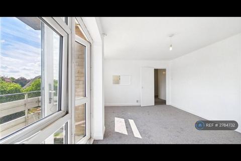 undefined, Beddington Garden, Wallington, SM6
