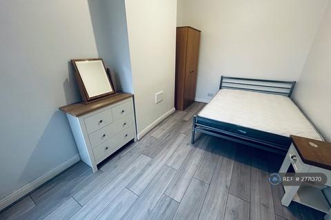 undefined, Monica Grove, Manchester, M19